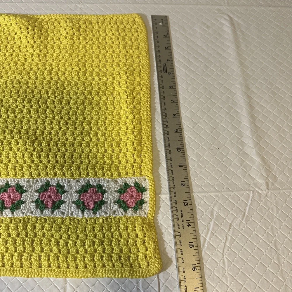 Handmade Vintage Crocheted yellow placemat Rectangle Set 2 Romantic‎ Cottagecore